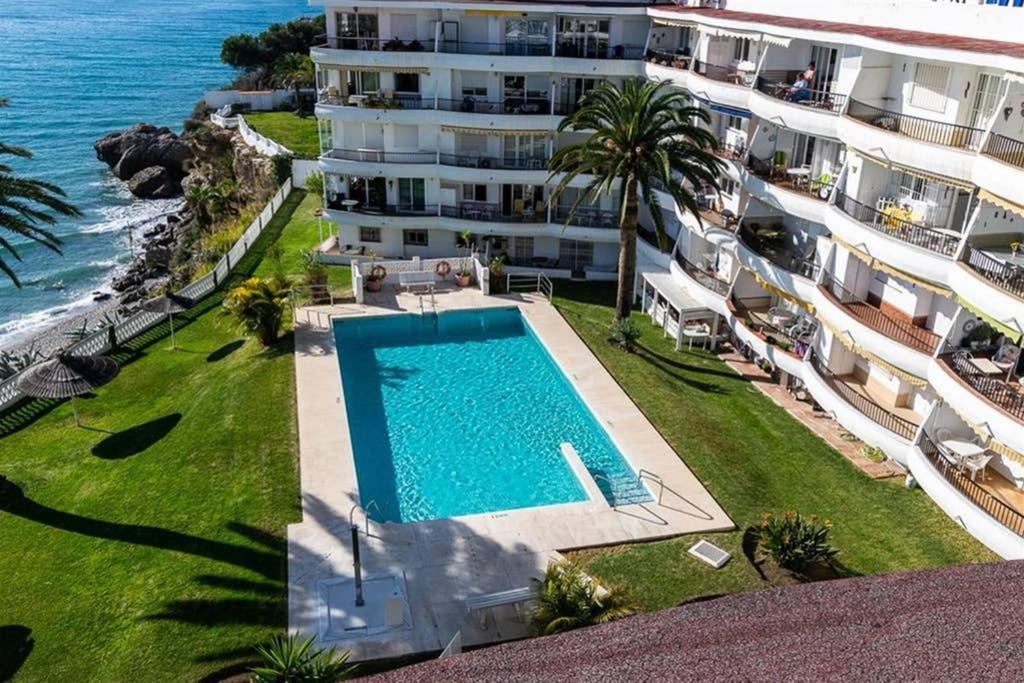 Acapulco Playa -Nerja Apartment Exterior photo
