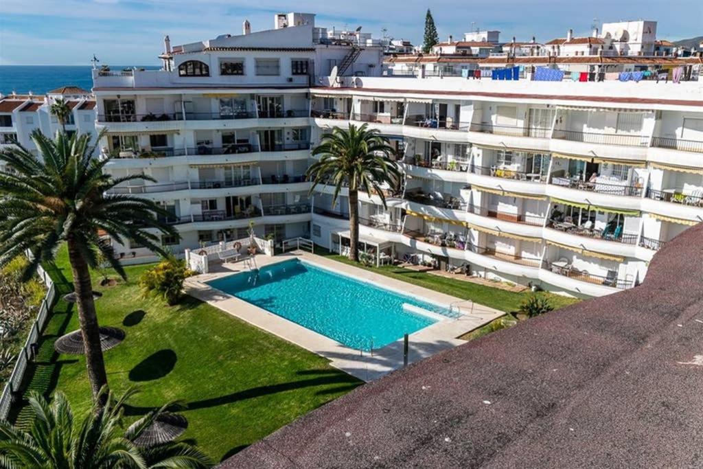 Acapulco Playa -Nerja Apartment Exterior photo